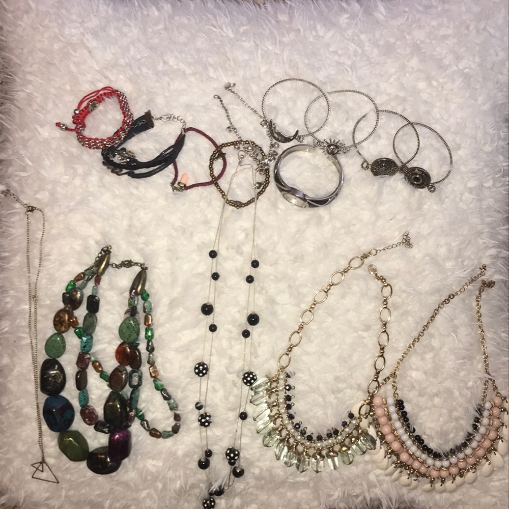 JEWELRY BUNDLE